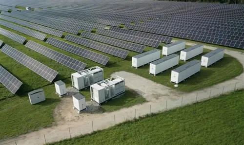 Kuidas valida Ukrainas fotogalvaanilist energiasalvestust